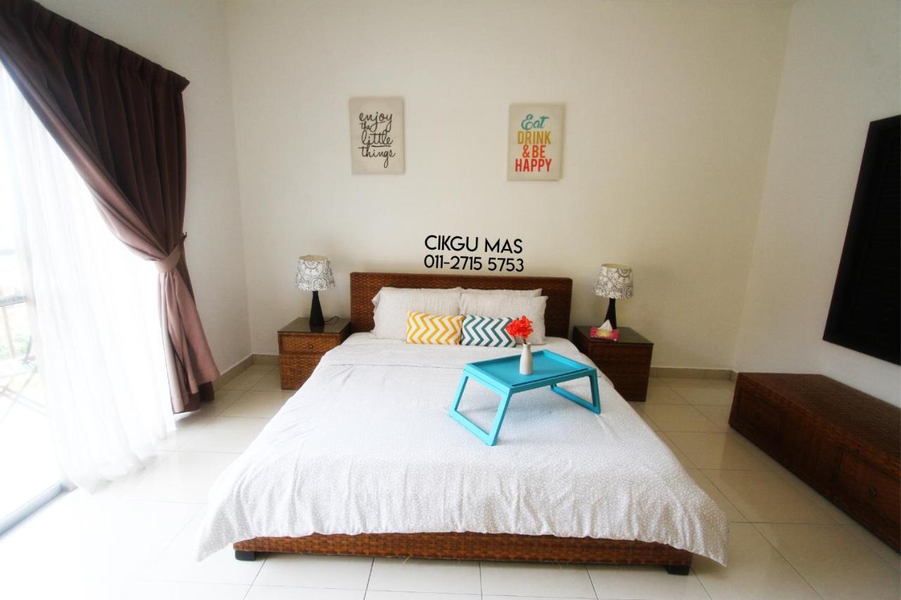 Gold Coast Morib By 369 Stay Kampong Tanjong Pechah Exterior foto